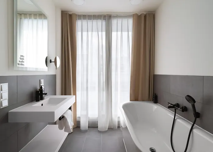 Limehome Vivenotgasse Apartmanhotel 4*