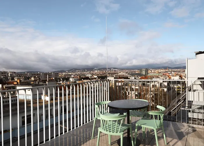 Limehome Vivenotgasse 4*